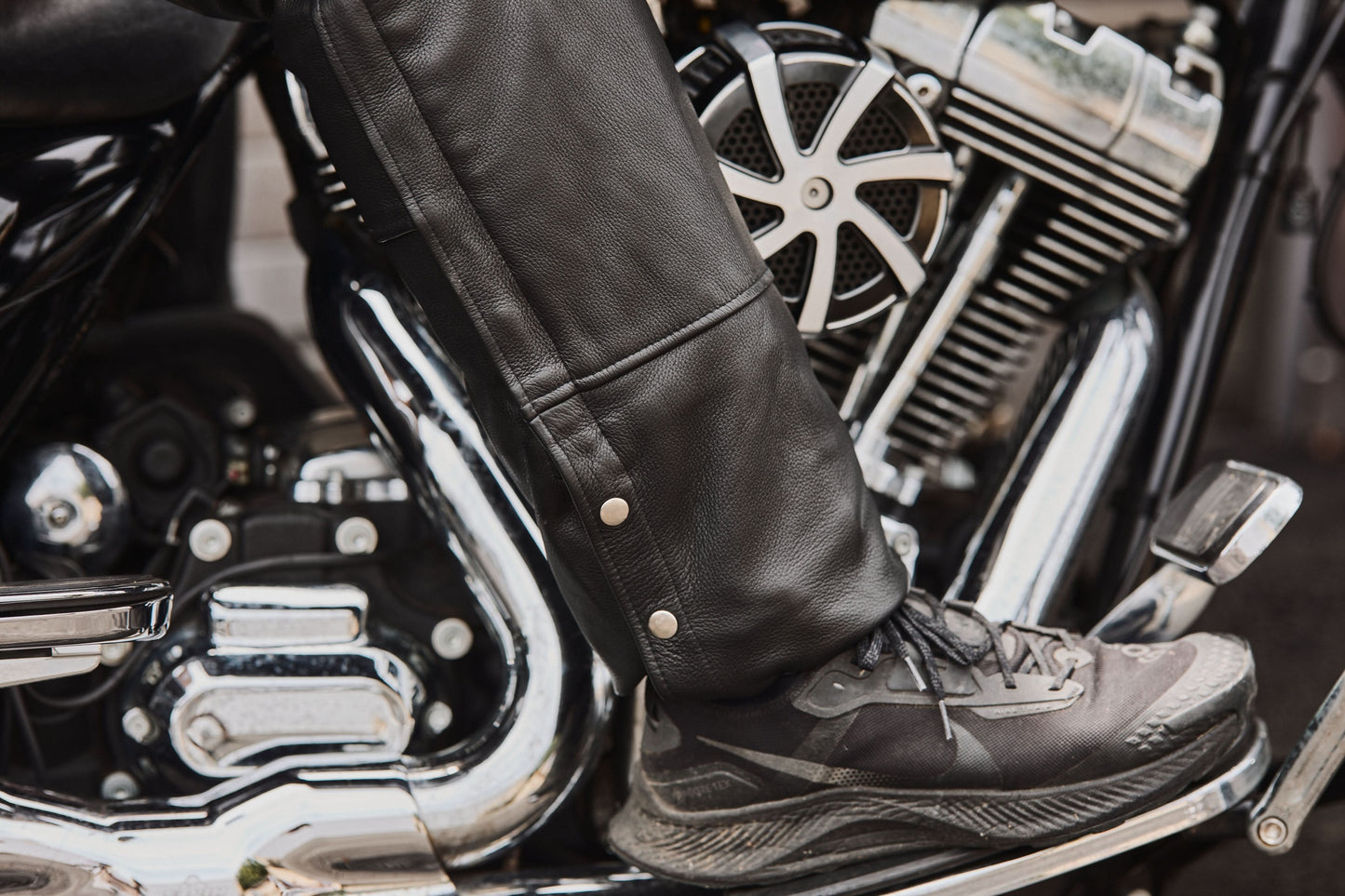 Unisex Double Deep Pocket Thermal Lined Chaps