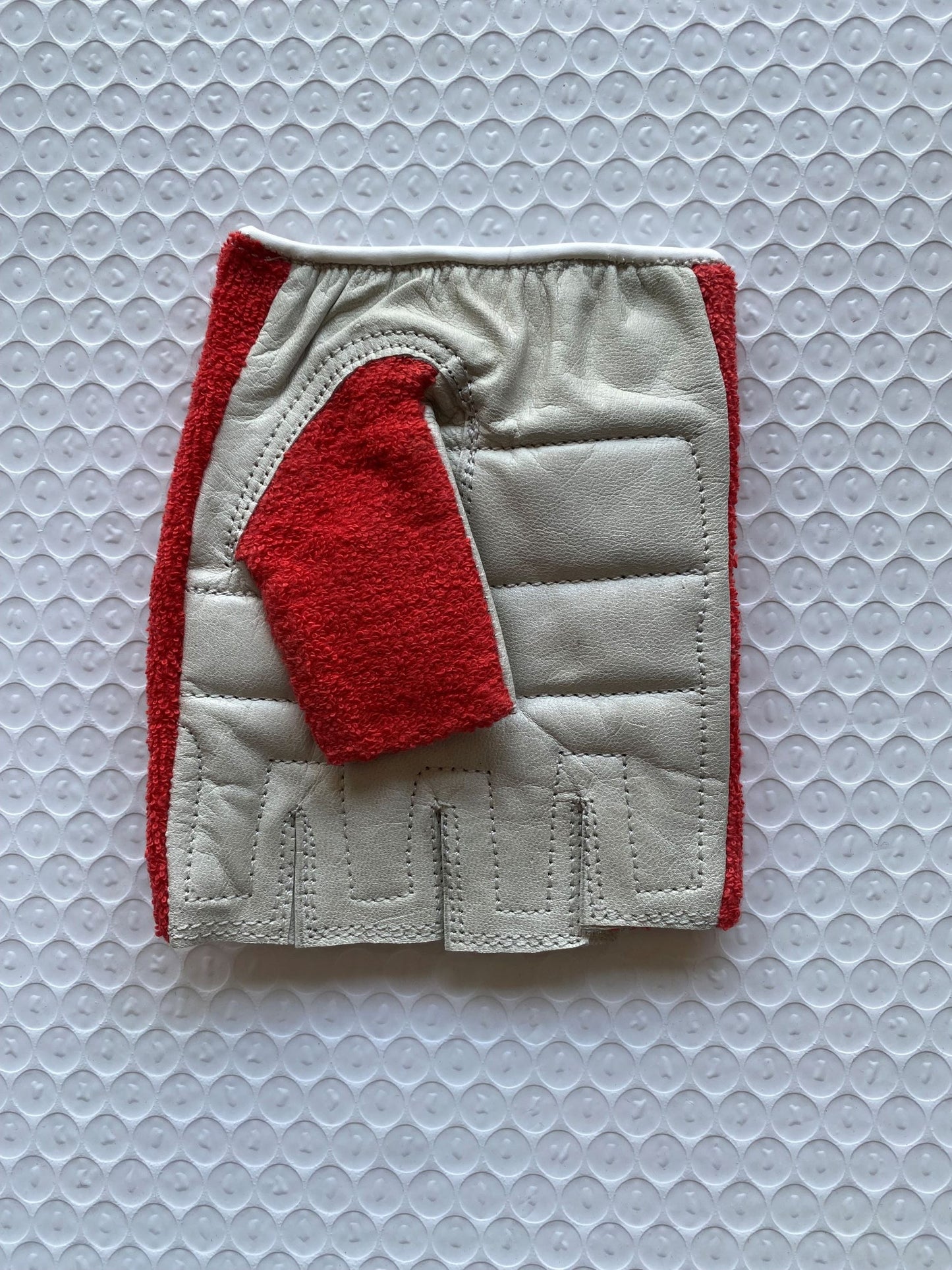 Dream Apparel Fingerless Red and White Gloves