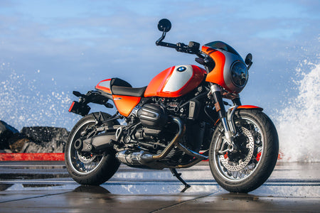 BMW Highlights 2026 R 12 nineT Option 719 in Daytona Orange Tribute