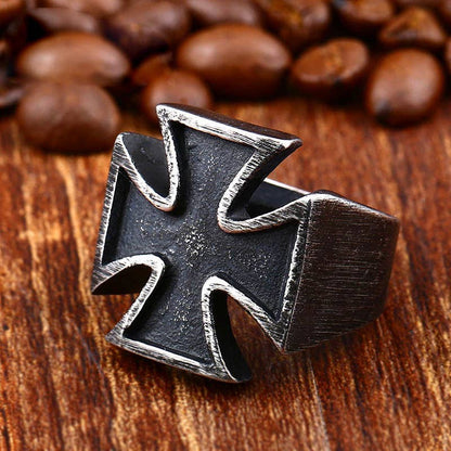 Men's Vintage Black Cross Ring: 13