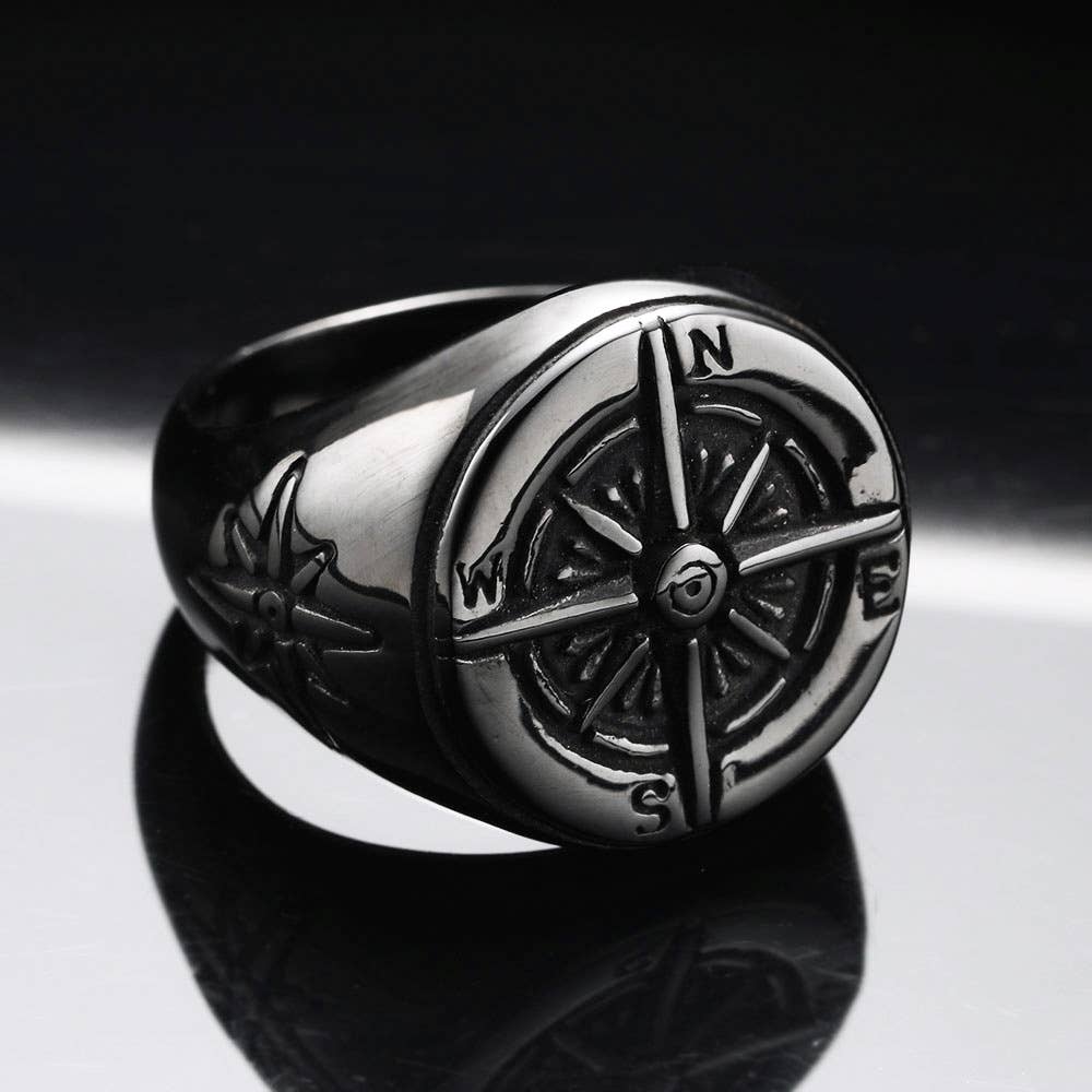 Vintage Round Compass Men's Titanium Steel Ring: Yellow Gold / 6