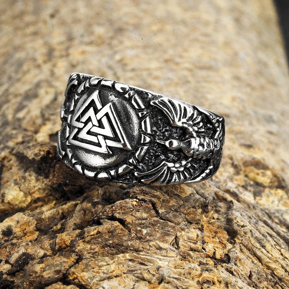 Vintage Viking Triangular Raven Totem Ring: 12