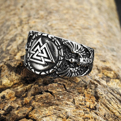 Vintage Viking Triangular Raven Totem Ring: 11