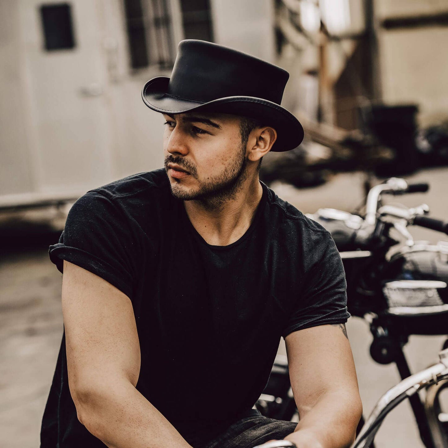 Genuine Leather Top Hat - Style Marlow Unbanded: Burnt Honey / XL