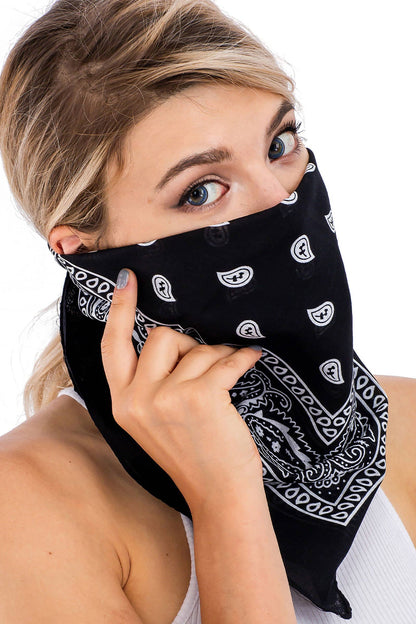 Classic Paisley Print Square Cotton Bandana: BLACK / ONE SIZE