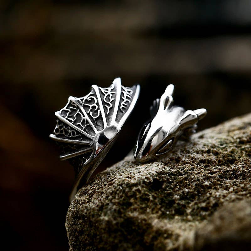 Men's Cast Dragon Ring: 13