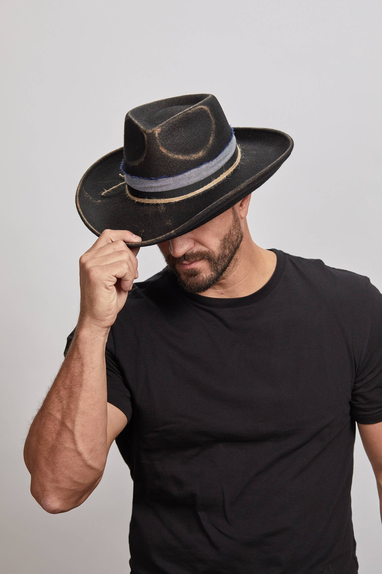 Crushable Wool Felt Teardrop Fedora Hat - Style Small Town: Black / MD