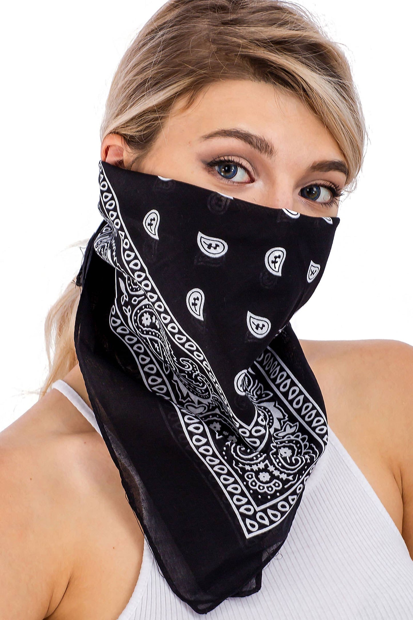 Classic Paisley Print Square Cotton Bandana: BLACK / ONE SIZE