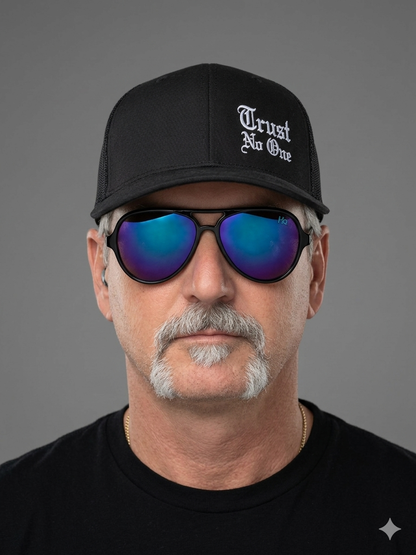 Trust no one fitted cap