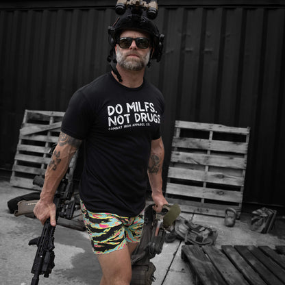 Do Milfs. Not Drugs. Men's T-Shirt