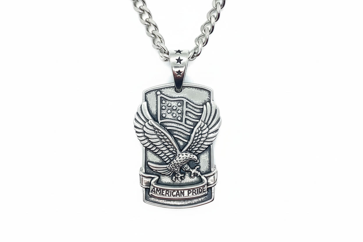 SK6200 American Pride Flag Eagle Pendant with 24" cuban link chain. High quality 316L Stainless Steel