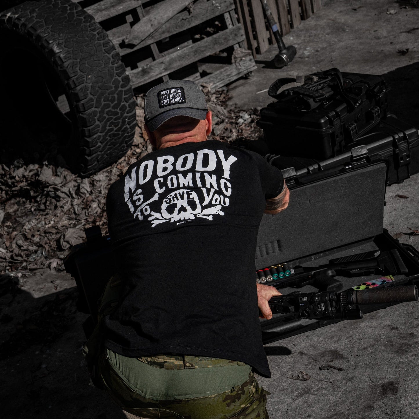 Nobody Is Coming To Save You Skull Men's T-Shirt