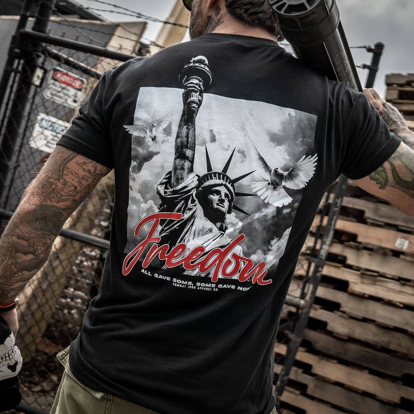 Freedom Statue Men's T-Shirt