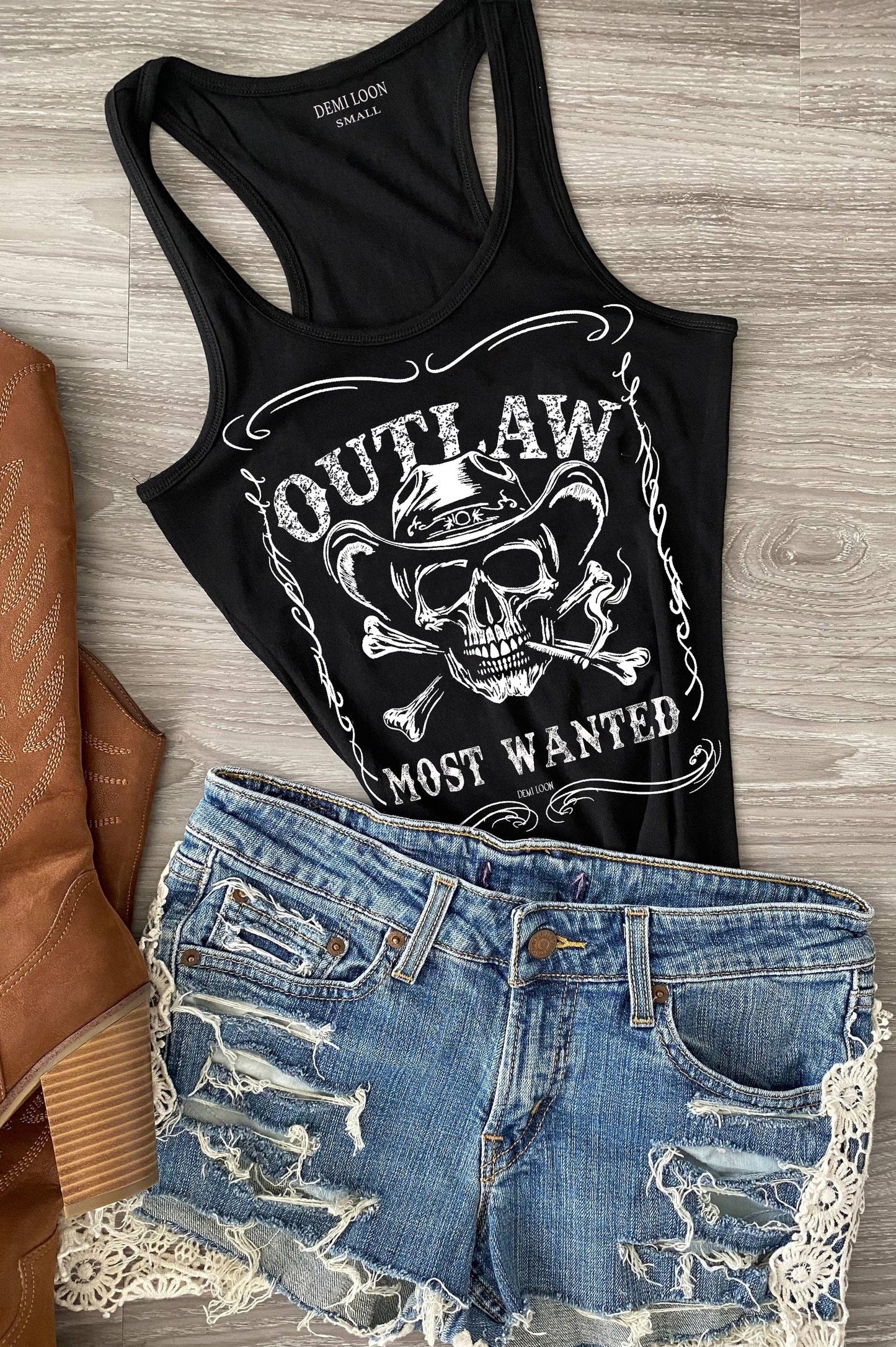 Outlaw Skull Cowboy Graphic Biker Cowgirl Country Tank Top: Black / XL