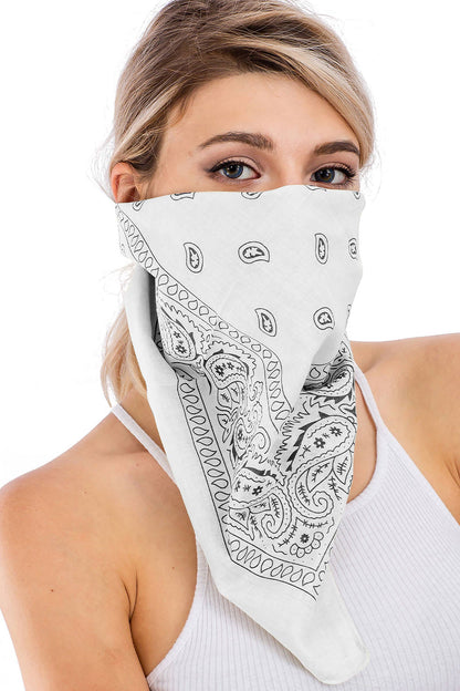 Classic Paisley Print Square Cotton Bandana: BLACK / ONE SIZE