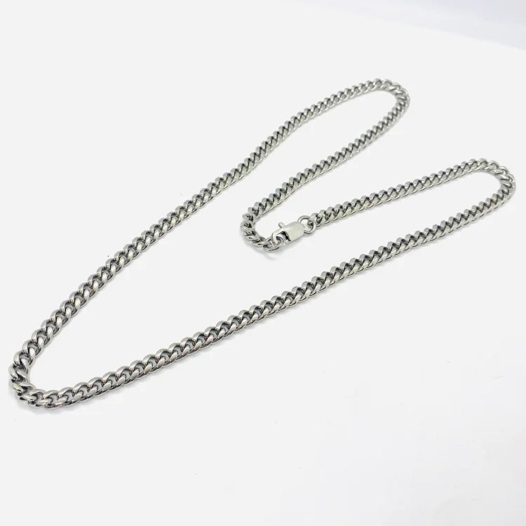 SK4019 Necklace 1/4" Wide Cuban Link Silver Color